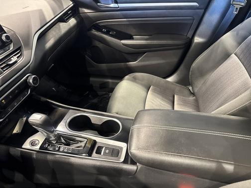 Gun Metallic 2021 Nissan Altima 2.5 SV