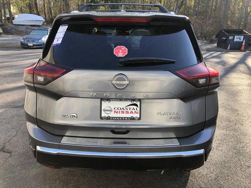 2025 Nissan Rogue Platinum