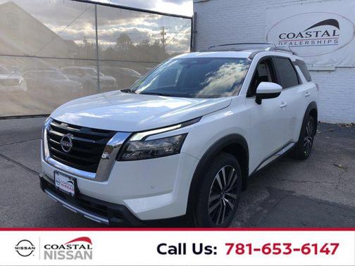 2025 Nissan Pathfinder Platinum 4WD