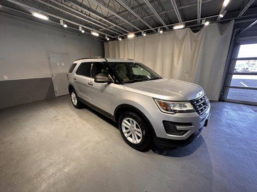 2017 Ford Explorer Base