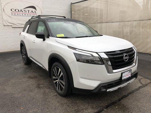 2025 Nissan Pathfinder Platinum 4WD