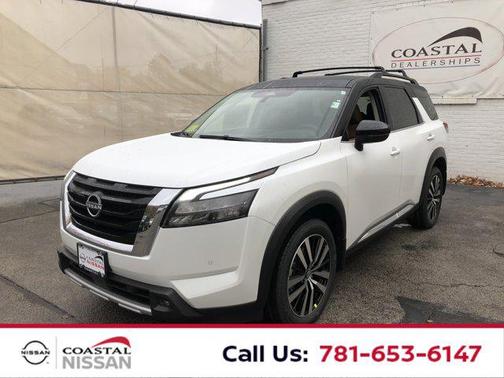 2025 Nissan Pathfinder Platinum 4WD