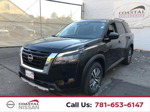 2025 Nissan Pathfinder SL 4WD