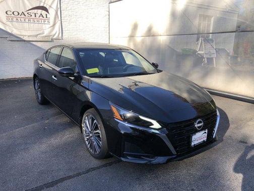 2025 Nissan Altima SL AWD