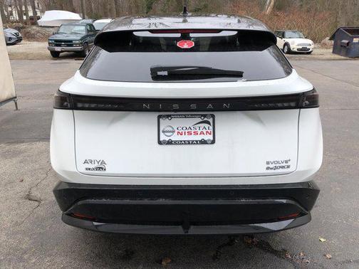 2025 Nissan ARIYA EVOLVE+