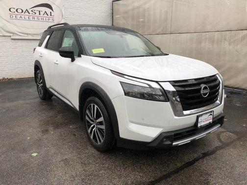 2025 Nissan Pathfinder Platinum 4WD