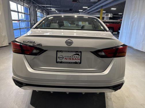 2022 Nissan Altima S FWD