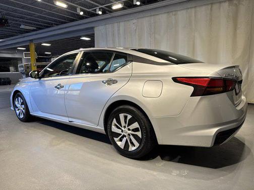 2022 Nissan Altima S FWD