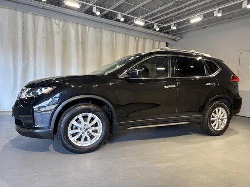 Magnetic Black Pearl 2020 Nissan Rogue SV