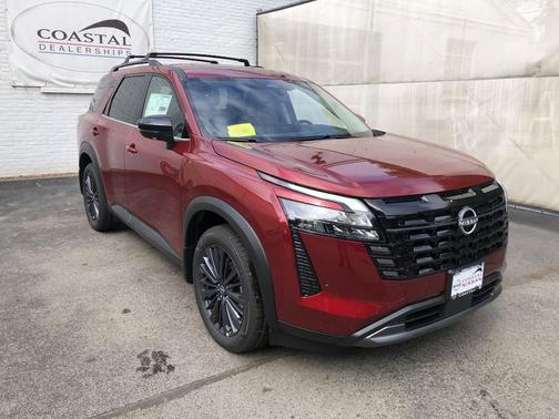 CHARCOAL/SCARLET EM 2026 Nissan Pathfinder SL