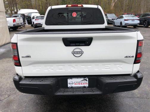 Glacier White 2026 Nissan Frontier S