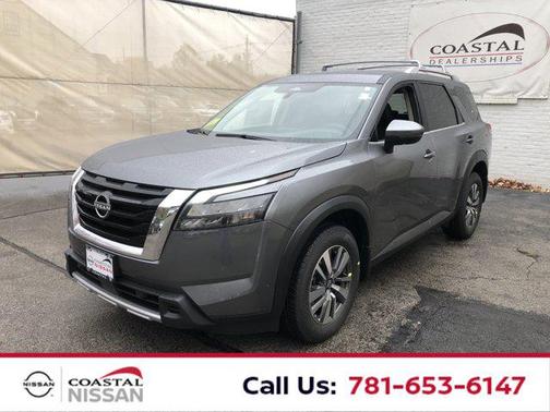 2025 Nissan Pathfinder SL 4WD