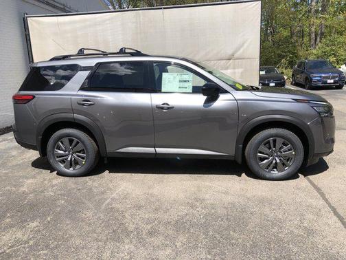 Gun Metallic 2026 Nissan Pathfinder SV