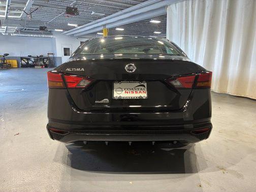 2022 Nissan Altima S FWD