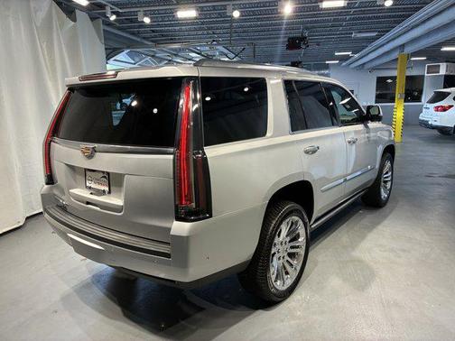 2020 Cadillac Escalade Platinum
