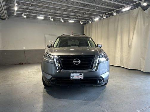 2022 Nissan Pathfinder SV 4WD