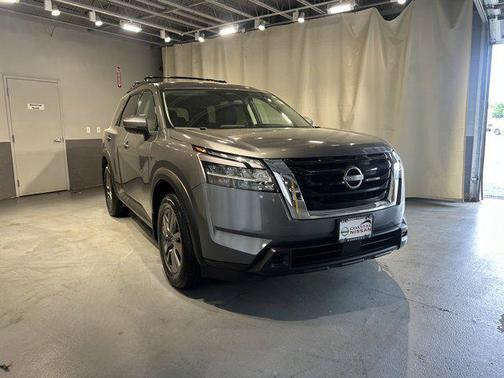 2022 Nissan Pathfinder SV 4WD