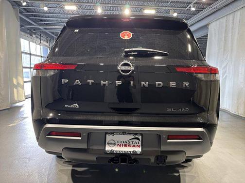 Super Black 2026 Nissan Pathfinder SL