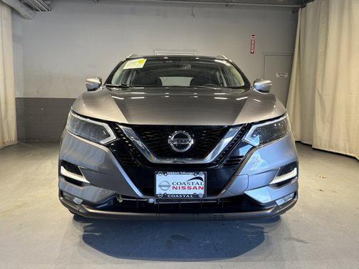 Gun Metallic 2020 Nissan Rogue Sport SL