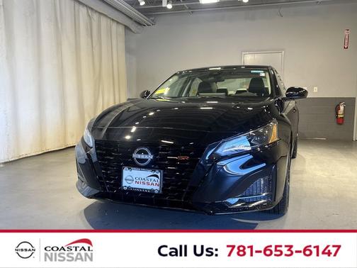 Super Black 2026 Nissan Altima SR AWD