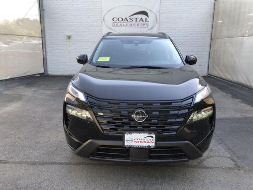 Super Black 2026 Nissan Rogue Dark Armor