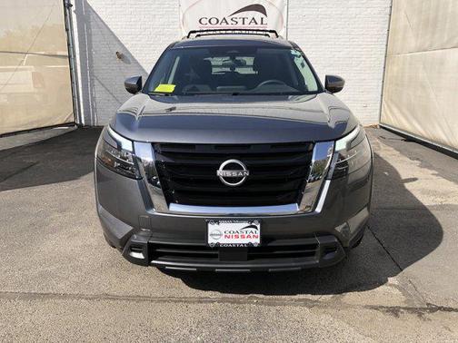 2025 Nissan Pathfinder SV 4WD