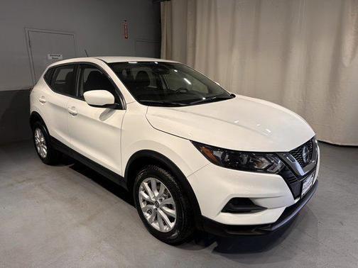 2022 Nissan Rogue Sport S