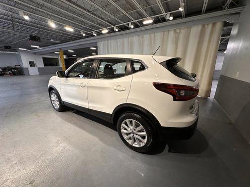 2022 Nissan Rogue Sport S