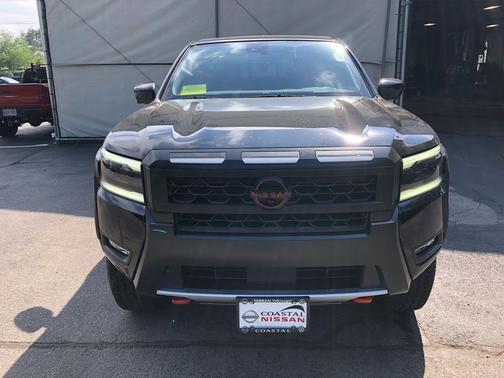 Super Black 2026 Nissan Frontier PRO-4X