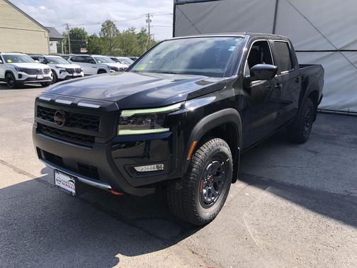 Super Black 2026 Nissan Frontier PRO-4X