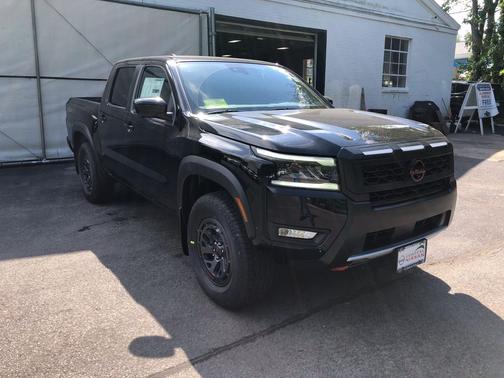 Super Black 2026 Nissan Frontier PRO-4X