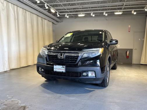 Crystal Black Pearl 2019 Honda Ridgeline RTL