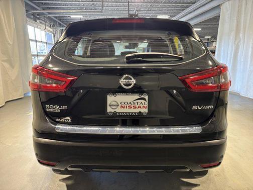 2022 Nissan Rogue Sport SV