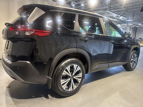 Super Black 2023 Nissan Rogue SV