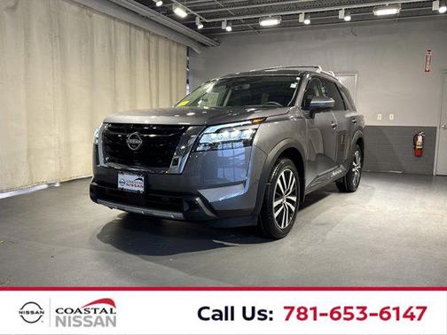 2025 Nissan Pathfinder Platinum 4WD