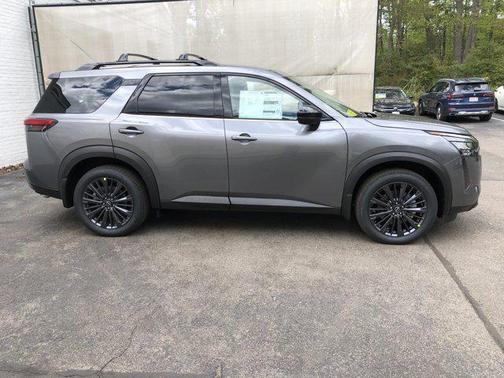 Gun Metallic 2026 Nissan Pathfinder SL