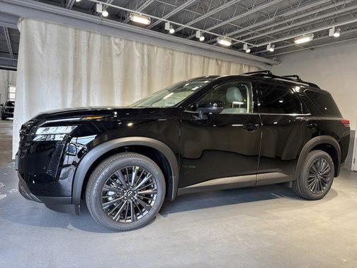 Super Black 2026 Nissan Pathfinder SL
