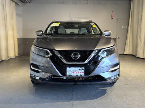 Gun Metallic 2022 Nissan Rogue Sport SL