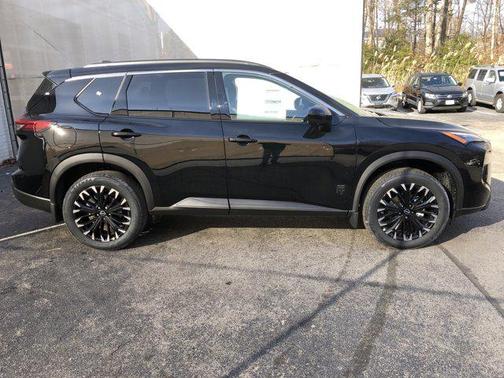2026 Nissan Rogue Dark Armor