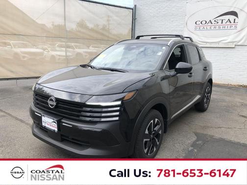 CHARCOAL/SUPER BLAC 2026 Nissan Kicks SV