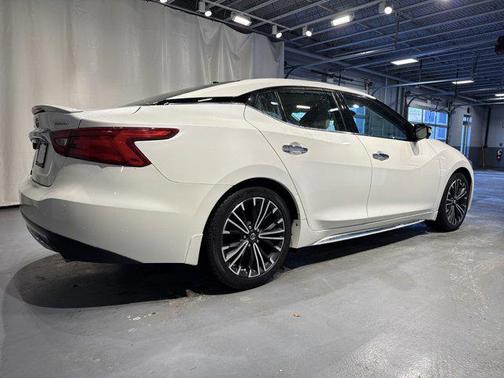 2017 Nissan Maxima 3.5 Platinum