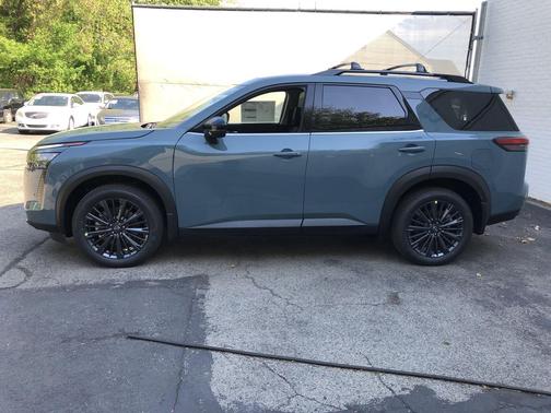 Baltic Teal 2026 Nissan Pathfinder SL