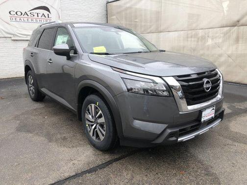 2025 Nissan Pathfinder SL 4WD