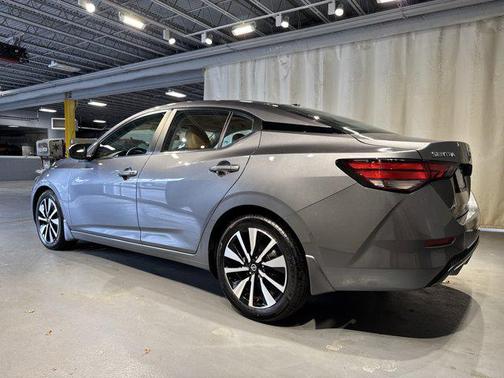 Gun Metallic 2023 Nissan Sentra SV