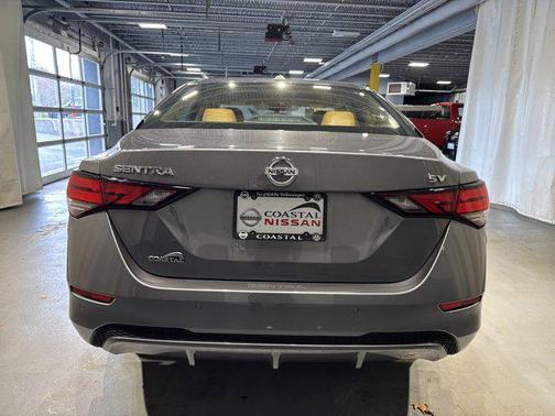 Gun Metallic 2023 Nissan Sentra SV