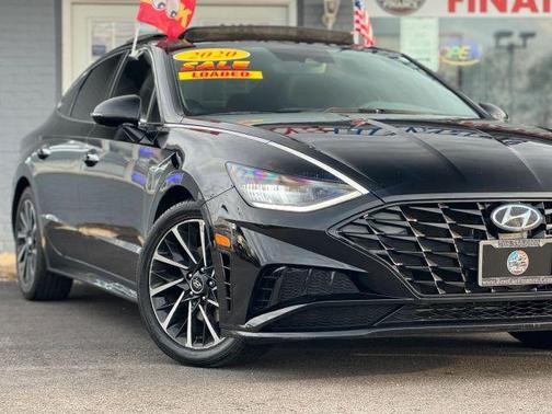 Black 2020 Hyundai SONATA SEL Plus