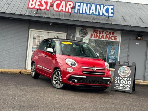 Red 2018 FIAT 500L Lounge