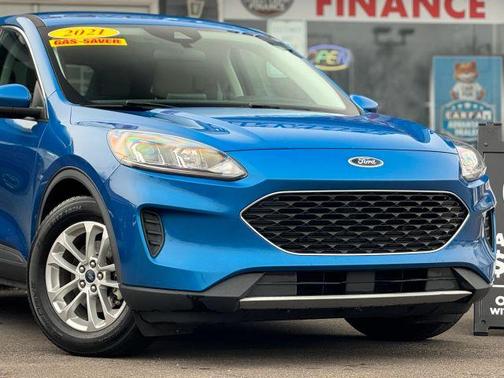 2021 Ford Escape SE
