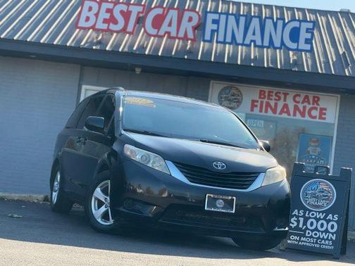 2013 Toyota Sienna LE