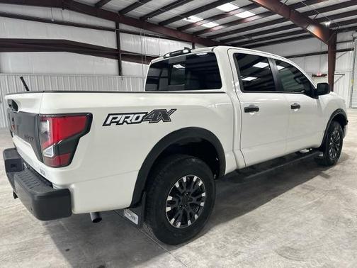 2024 Nissan Titan PRO-4X